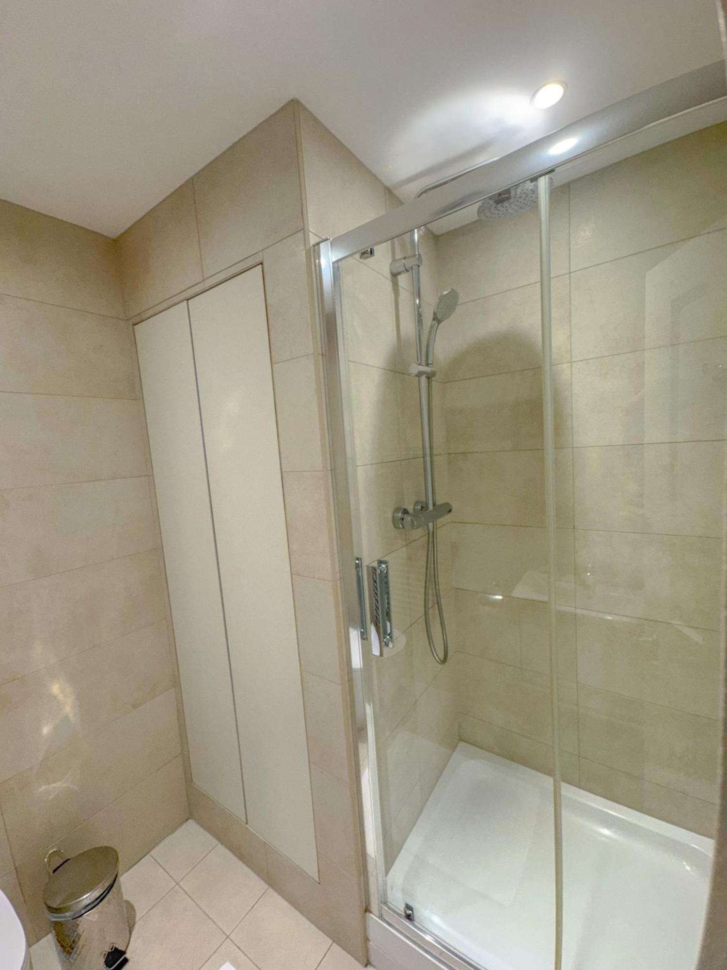 Whitfield Street Apartments 런던 외부 사진