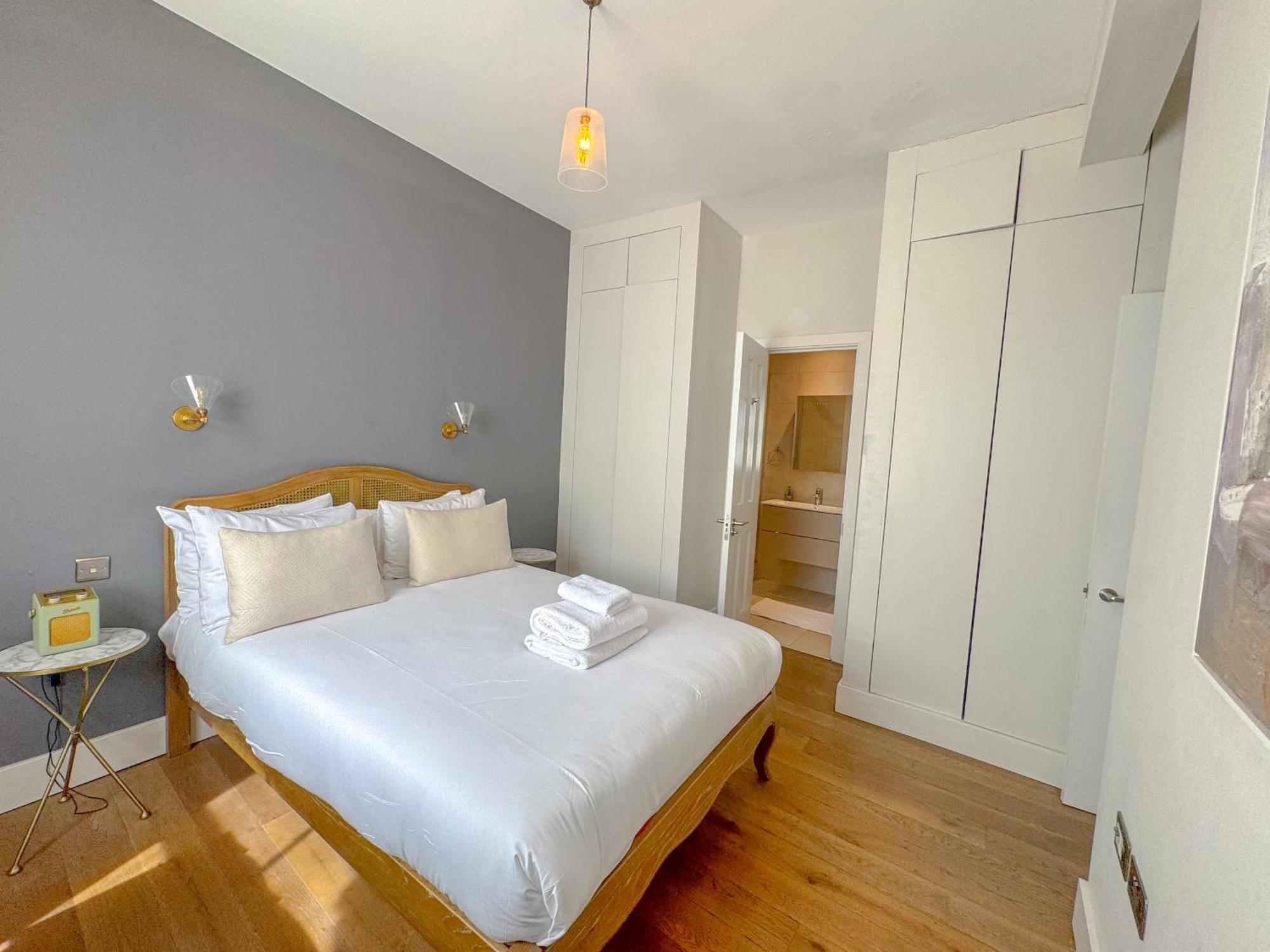 Whitfield Street Apartments 런던 외부 사진