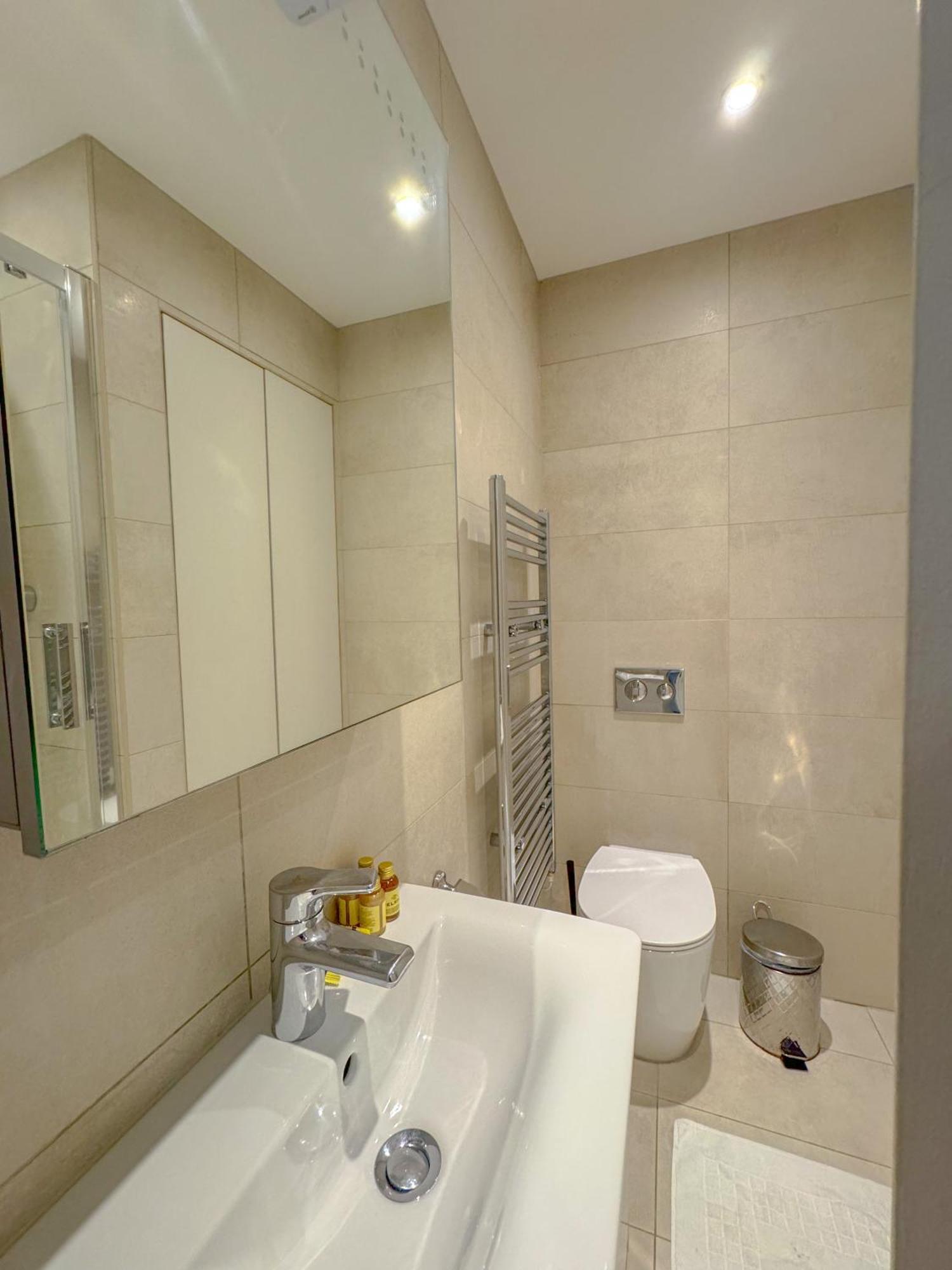 Whitfield Street Apartments 런던 외부 사진
